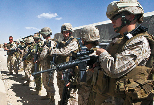 Marines practice speed and tactical reloads while training to become augments for FETs (U.S. Marine Corps/Ryan Rholes)