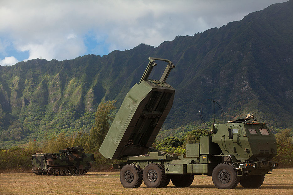 Marine Corps High Mobility Artillery Rocket System conducts dry-fire exercise during exercise Rim of the Pacific 2014 (U.S. Marine Corps/Aaron S. Patterson)