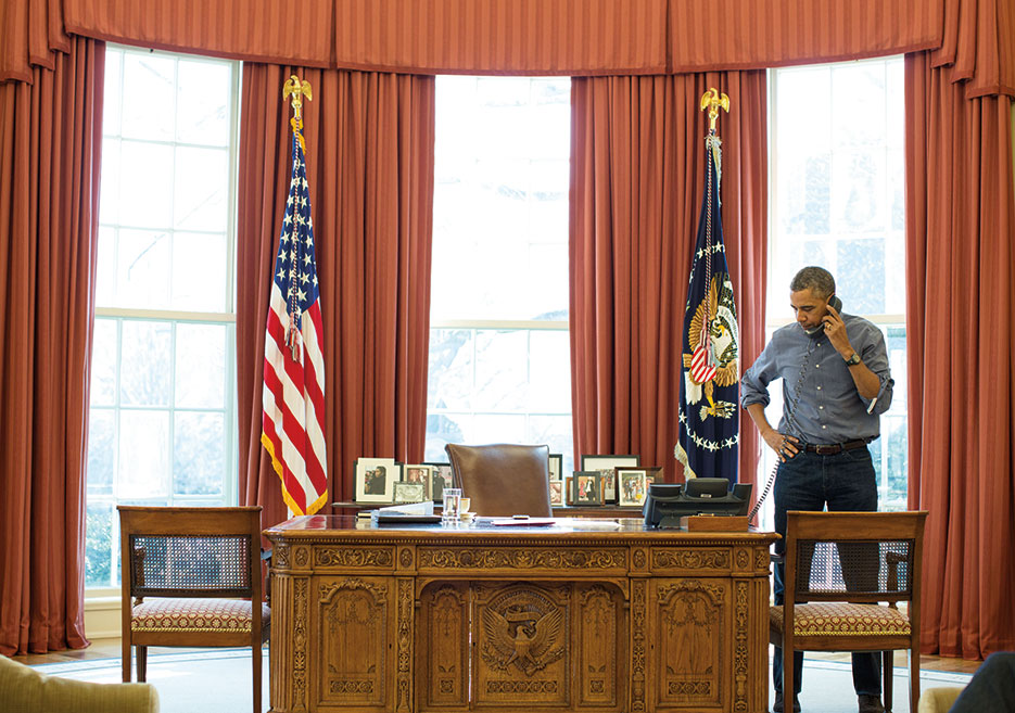 President Obama talks with Russian President Vladimir Putin about situation in Ukraine, March 1, 2014 (White House/Pete Souza)