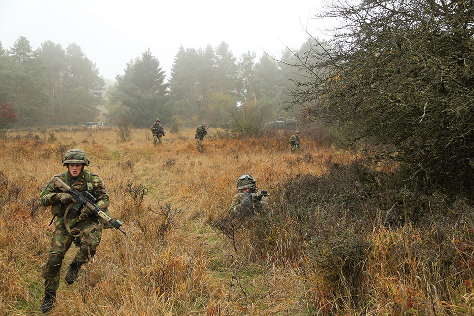 Dutch soldiers take part in Combined Resolve, which trains participants in joint, multinational, and integrated environments alongside U.S. and NATO allies (U.S. Army/John Cress, Jr.)