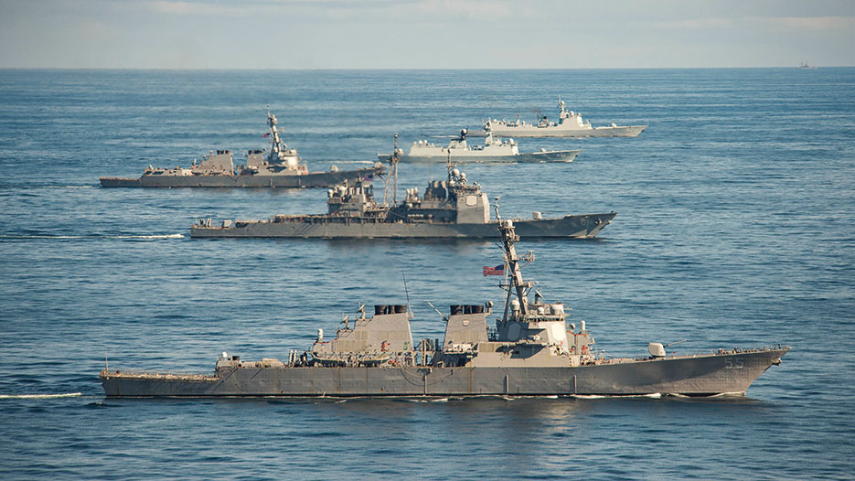 Guided missile destroyer Jinan, top, frigate Yiyang and guided missile destroyer USS Mason, center, guided missile cruiser USS Monterey and guided missile destroyer USS Stout, bottom, steam in formation during passing exercise in Atlantic Ocean, November 7, 2015 (U.S. Navy/Edward Guttierrez III)