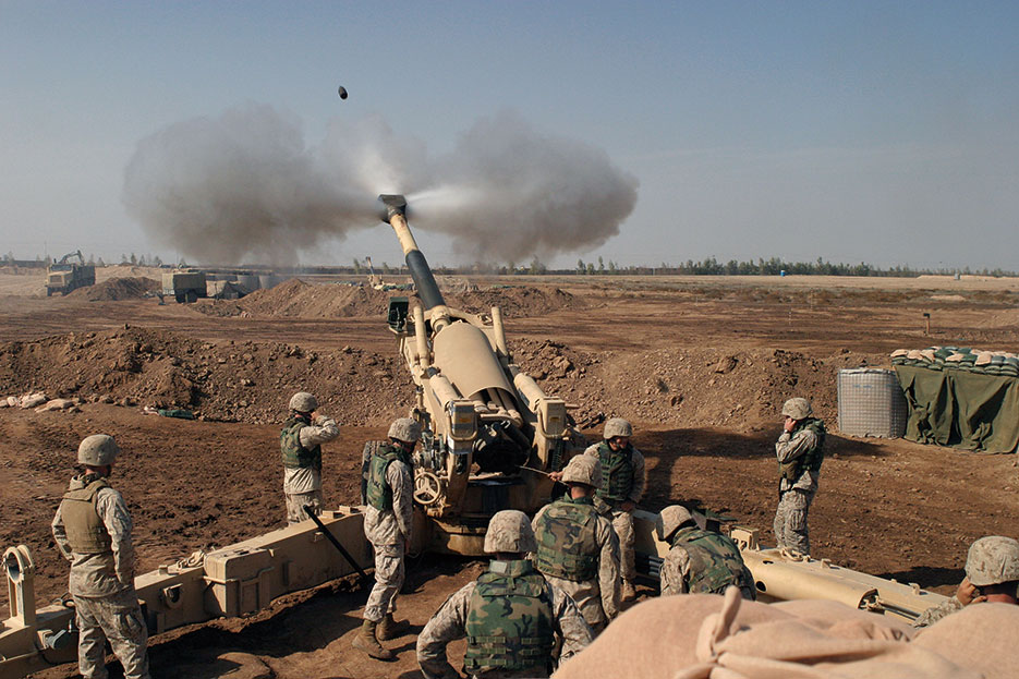 Marines from Mike Battery, 4th Battalion, 14th Marines, operate 155mm M198 howitzer in support of Operation Phantom Fury, November 2004 (U.S. Marine Corps/Samantha L. Jones)