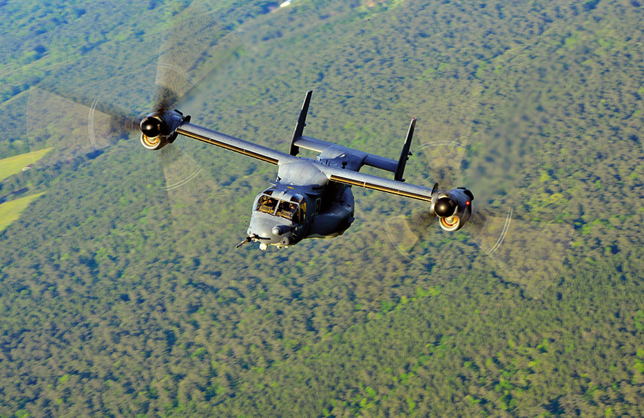 CV-22 Osprey from 8th Special Operations Squadron flies members of deployed aircraft ground response element over Hurlburt Field, Florida, during Emerald Warrior, DOD’s only irregular warfare exercise, May 2, 2014 (U.S. Air Force/Jasmonet Jackson)