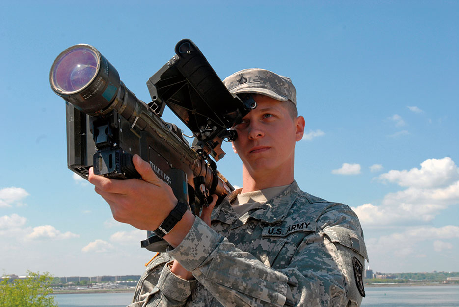 Soldier with 2nd Battalion, 263rd Air Defense Artillery, demonstrates FIM-92 Stinger man-portable air defense system at Bolling Air Force Base, April 14,
2010 (U.S. Army)