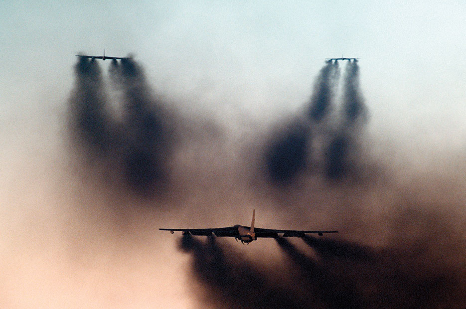 B-52G Stratofortress aircraft take off in formation as part of operational readiness inspection by Strategic Air Command Inspector General team, December 1, 1986 (DOD/Phil Schmitten)