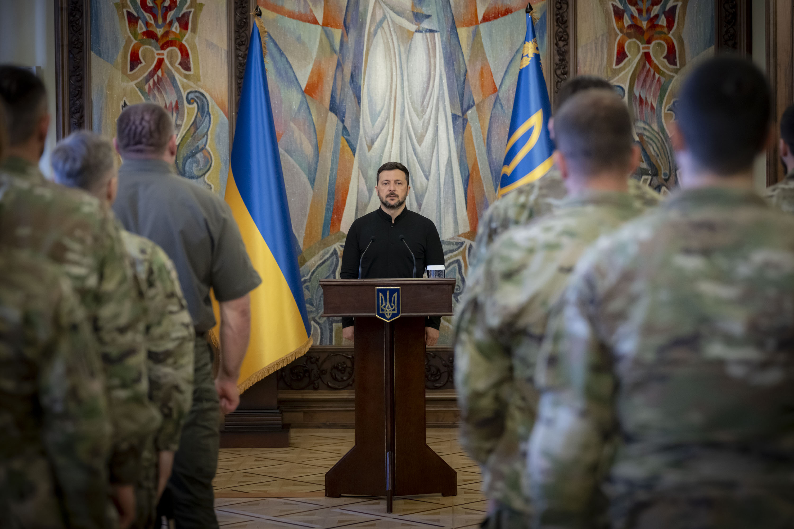 President of Ukraine Volodymyr Zelensky thanks Security Service of Ukraine warriors for Operation Spiderweb and presents them with state awards, June 4, 2025 (Courtesy President of Ukraine)